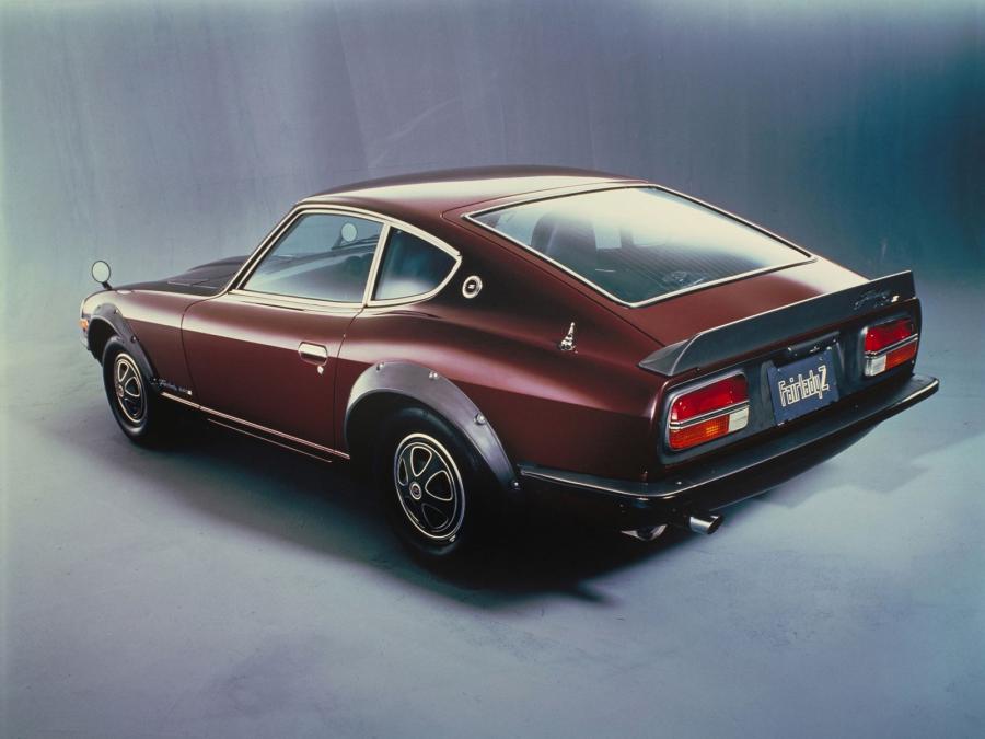  Nissan Fairlady 240Z-G 1971 года  (фото 2 из 8)